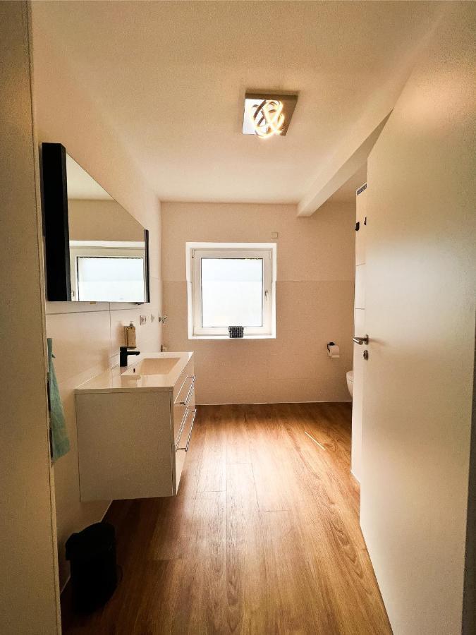 Modern Apartment Wissenbach 2 Barrierefrei Eschenburg Exteriör bild